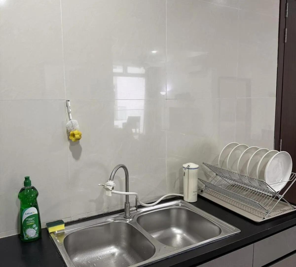 New 3 Bedroom At Ksl With Netflix And High Speed Internet Johor Bahru Apartment